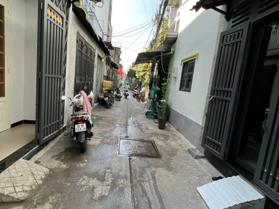 Cho thuê pjongf khép kín chính chủ t2 10228