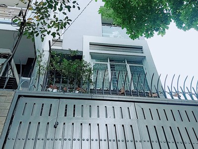 Cho thuê pjongf khép kín chính chủ t2 10129