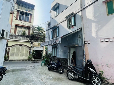 Cho thuê pjongf khép kín chính chủ t2 10018