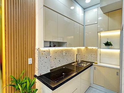 Cho thuê pjongf khép kín chính chủ t2 10050