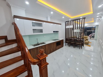Cho thuê pjongf khép kín chính chủ t2 10044