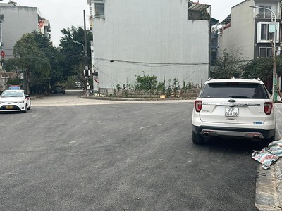 Cho thuê pjongf khép kín chính chủ t2 9997