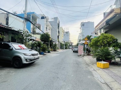 Cho thuê pjongf khép kín chính chủ t2 9940