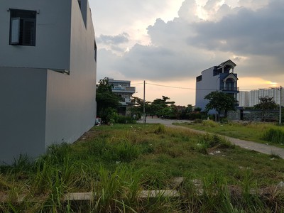 Cho thuê pjongf khép kín chính chủ t2 9945