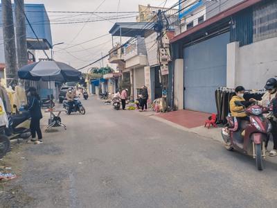 Cho thuê pjongf khép kín chính chủ t2 10102