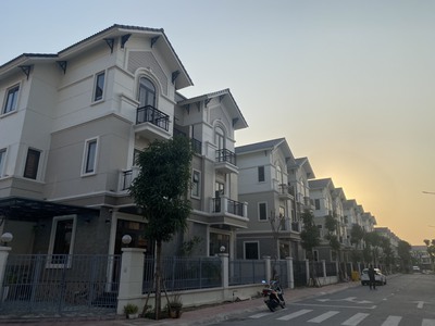 Cho thuê pjongf khép kín chính chủ t2 10198