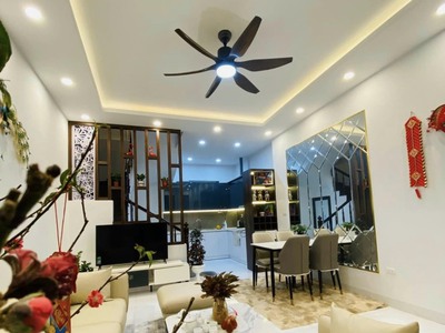 Cho thuê pjongf khép kín chính chủ t2 10451