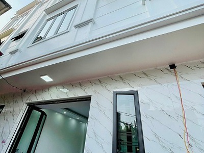 Cho thuê pjongf khép kín chính chủ t2 10303