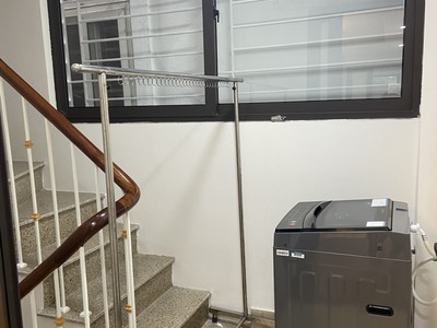 Cho thuê căn hộ 2 ngủ 75m2 số 205 Lạc Long Quân   Trích Sài  8,5 triệu/ tháng 4