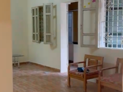 Cần bán nhà CĂN HỘ TẬP THỂ, TẦNG 4, Phố Vọng Hà, Quận Hoàn kiếm, Hà Nội, rất thuận tiện đi lại 7