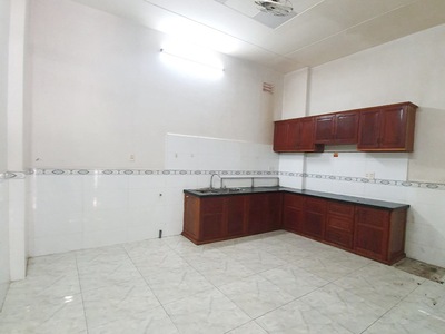 Cần người phụ bán đồ uống tại cửa hàng 1430