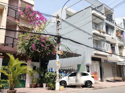 Cần người phụ bán đồ uống tại cửa hàng 1541