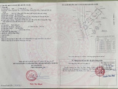 Cần người phụ bán đồ uống tại cửa hàng 1360