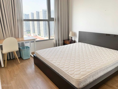 Cần người phụ bán đồ uống tại cửa hàng 850
