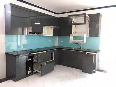 Cần người phụ bán đồ uống tại cửa hàng 635