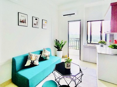 Cần người phụ bán đồ uống tại cửa hàng 560