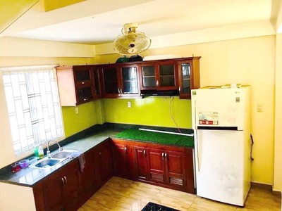 Cần người phụ bán đồ uống tại cửa hàng 1739