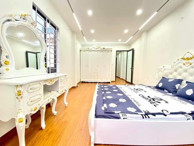 Cần người phụ bán đồ uống tại cửa hàng 1248
