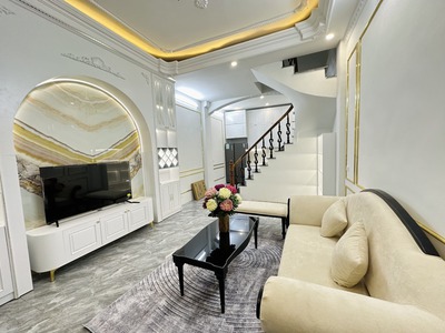 Cần người phụ bán đồ uống tại cửa hàng 1157