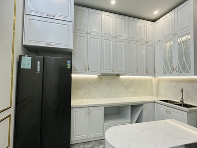 Cần người phụ bán đồ uống tại cửa hàng 1173