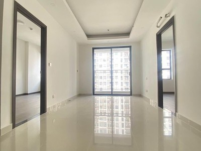 Cần người phụ bán đồ uống tại cửa hàng 2126