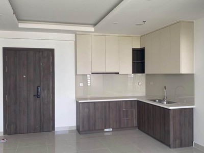 Cần người phụ bán đồ uống tại cửa hàng 2127