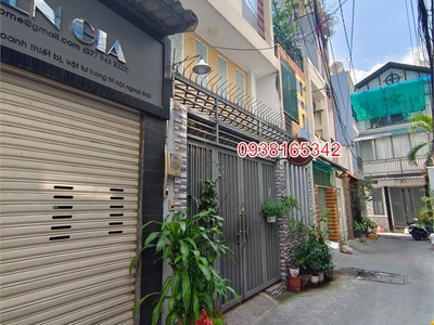 Cần người phụ bán đồ uống tại cửa hàng 588