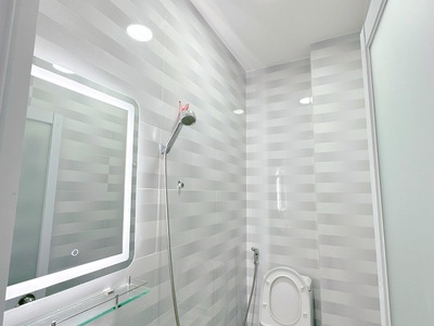 Cần người phụ bán đồ uống tại cửa hàng 1440