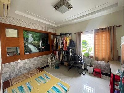 Cần người phụ bán đồ uống tại cửa hàng 1903