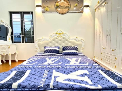 Cần người phụ bán đồ uống tại cửa hàng 1210