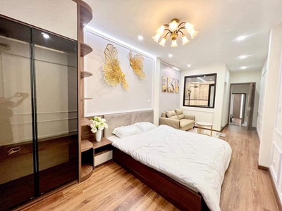 Cần người phụ bán đồ uống tại cửa hàng 1254