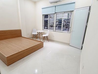 Cần người phụ bán đồ uống tại cửa hàng 1458