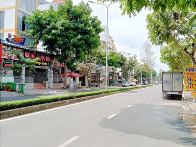 Cần người phụ bán đồ uống tại cửa hàng 1770