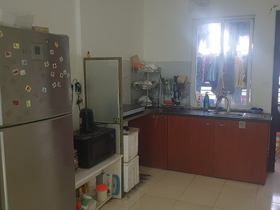 Cần người phụ bán đồ uống tại cửa hàng 1423