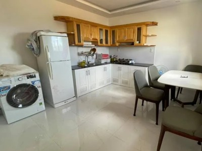Cần người phụ bán đồ uống tại cửa hàng 1815