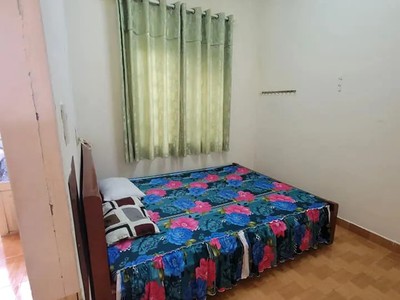 Cần người phụ bán đồ uống tại cửa hàng 1862