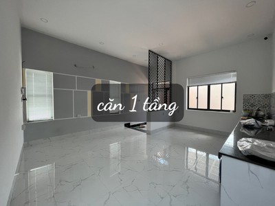 Cần người phụ bán đồ uống tại cửa hàng 1624