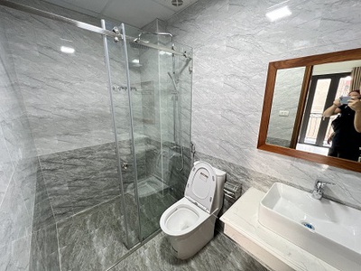 Cần người phụ bán đồ uống tại cửa hàng 1362