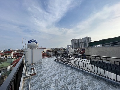 Cần người phụ bán đồ uống tại cửa hàng 1363