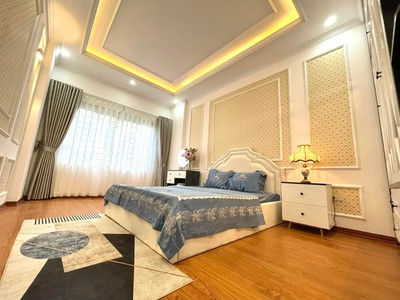 Cần người phụ bán đồ uống tại cửa hàng 1759
