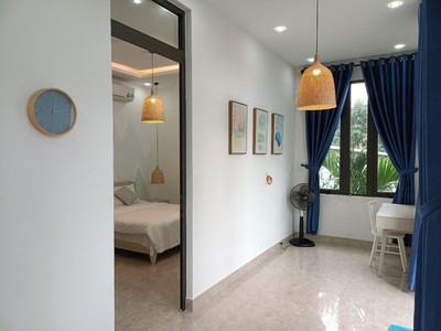 Cần người phụ bán đồ uống tại cửa hàng 1528