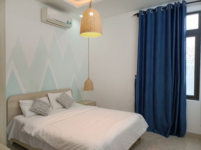 Cần người phụ bán đồ uống tại cửa hàng 1529