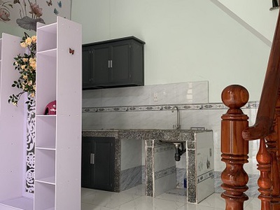 Cần người phụ bán đồ uống tại cửa hàng 649