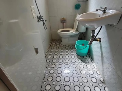 Cần người phụ bán đồ uống tại cửa hàng 1865