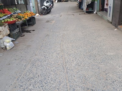 Cần người phụ bán đồ uống tại cửa hàng 1352