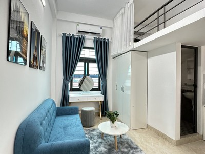Cần người phụ bán đồ uống tại cửa hàng 559