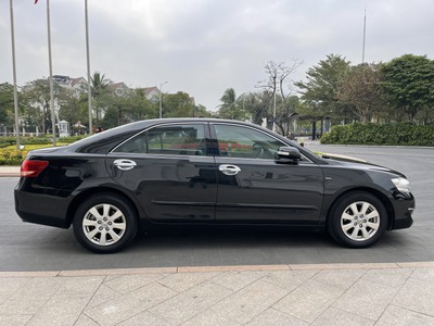 Cần người phụ bán đồ uống tại cửa hàng 736