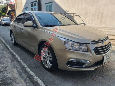 Cần người phụ bán đồ uống tại cửa hàng 1293