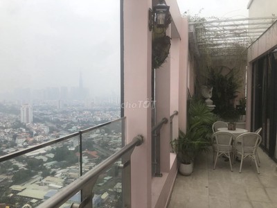Cần người phụ bán đồ uống tại cửa hàng 889
