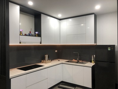 Cần người phụ bán đồ uống tại cửa hàng 1495